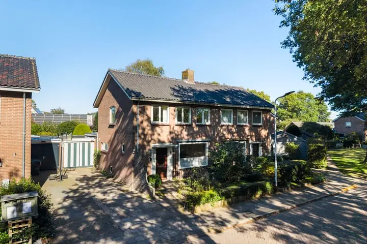 Foto Van Helsdingenstraat 5 Hurdegaryp