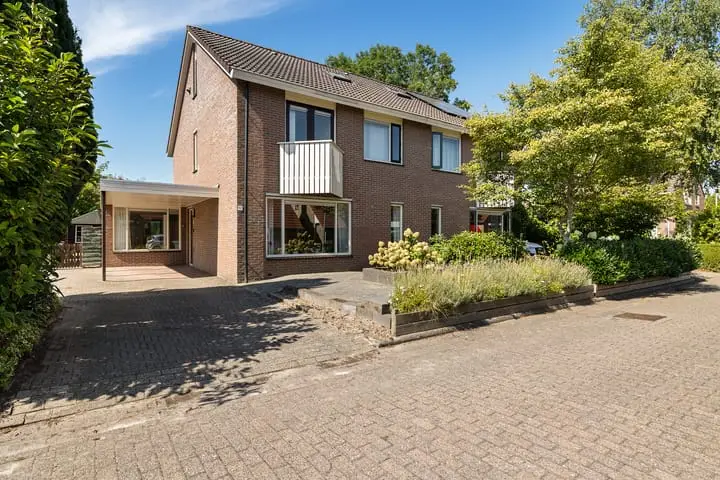 Foto Burg. Strubenweg 12 9761EV Eelde