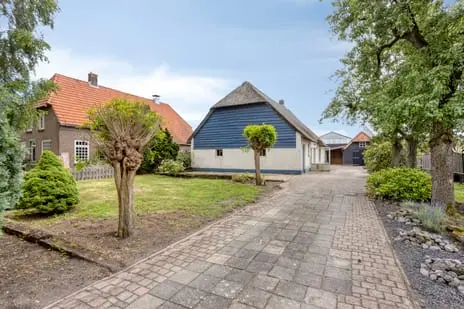 Foto De Hoeven 17 5254JV Haarsteeg
