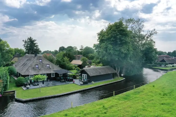 Foto Langesteeg 18 8355BZ Giethoorn