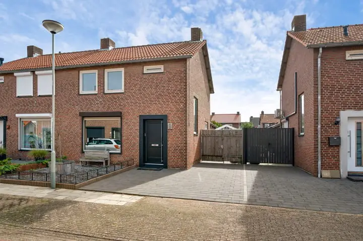 Foto St.Andreasstraat 8 Melick