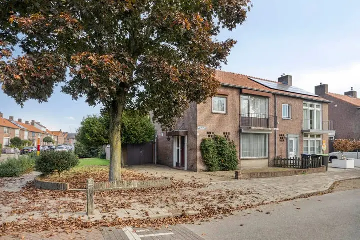 Foto Meerloseweg 12 Uden
