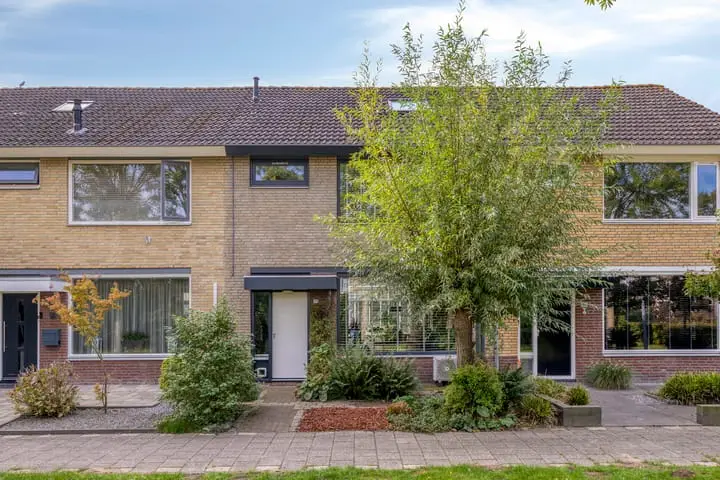 Foto Basielhof 99 Oosterhout