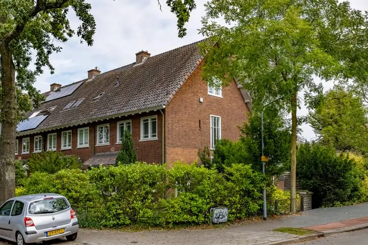 Foto Van Kretschmar van Veenlaan 100 Hilversum