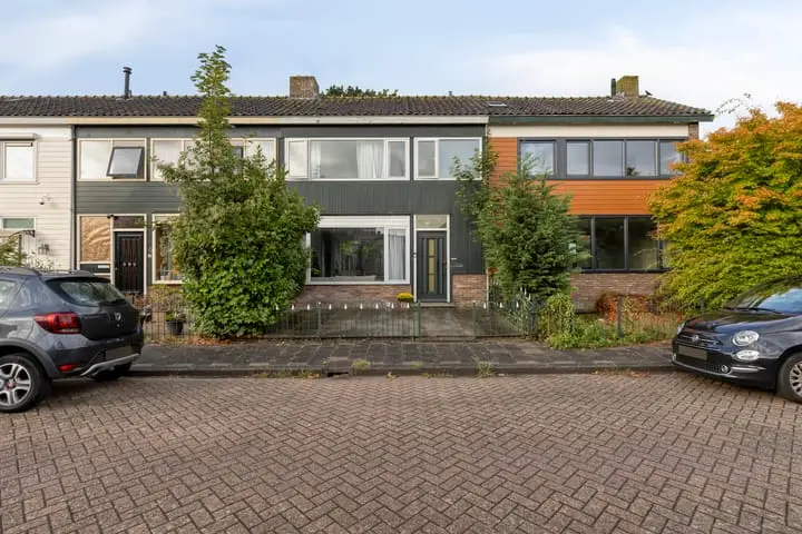 Foto Zwaluwstraat 4 Spijkenisse