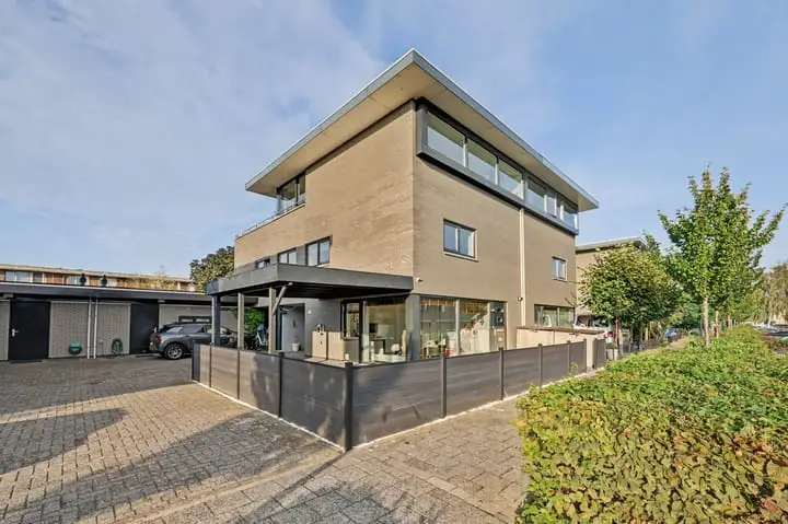 Foto Jerseystraat 43 Almere