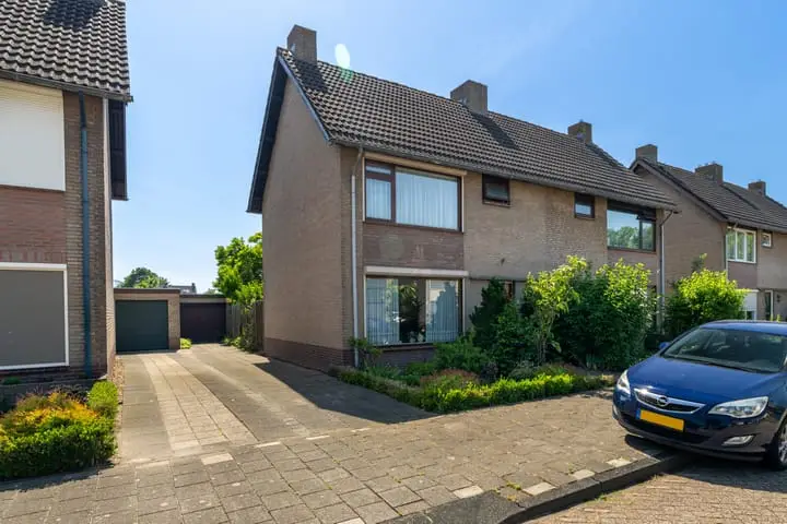 Foto Anemoonlaan 11 Raamsdonksveer