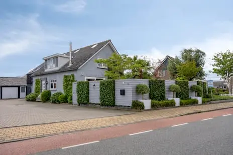 Foto Floraweg 51 2371AL Roelofarendsveen